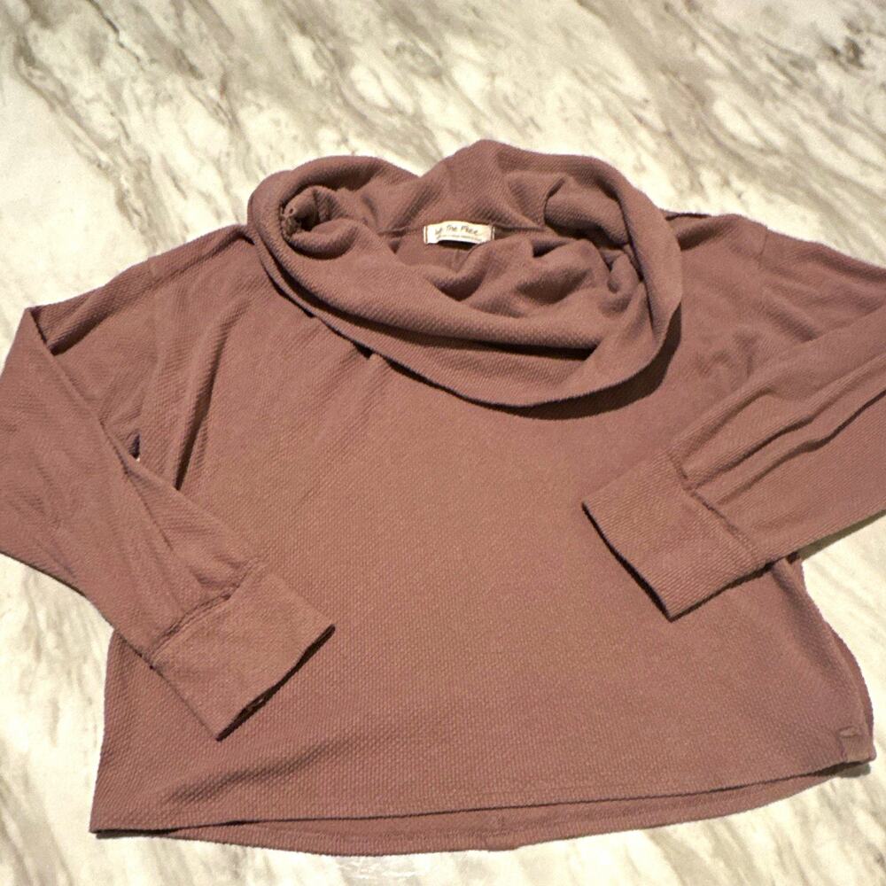 We The Free Women’s Purple Cowl Neck Knit Pullover Sweater Long Sleeve Lg. 0152